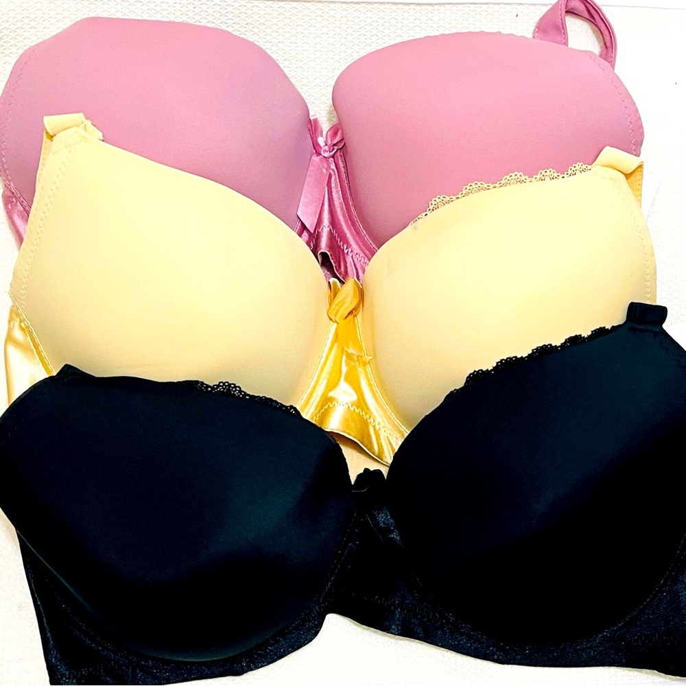 3Bella Bra 40D Beige Padded Underwire Adjustable Clasp Back New